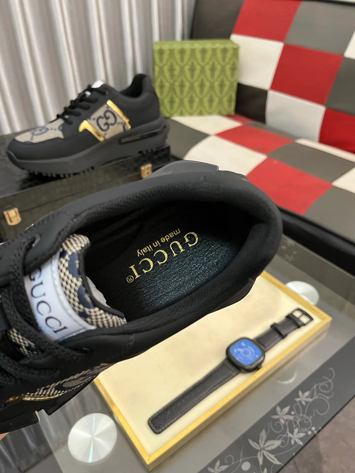 Men's Men's Shoes 💰458⌚️⌚️【GUCCI】Gucci men's latest white shoe series casual shoes! The official website is built 1:1. Upper: Made of imported cowhide, with electric embroidery ➕Inner lining: Made of high-quality first-layer pigskin, soft and comfortable. Picky material selection and exquisite workmanship give you the best enjoyment. Size: 38-44 yards, 4️⃣ colors available.